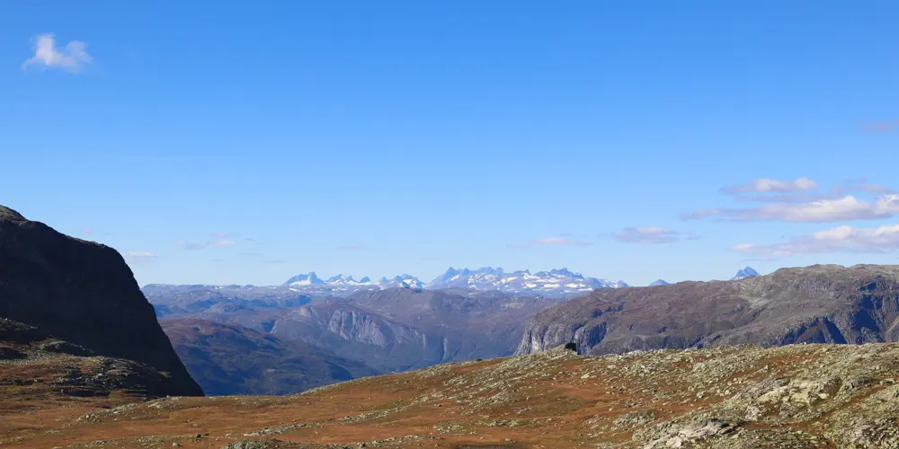 View towards Jotunheimen on a trip to Uksestigen in Vang