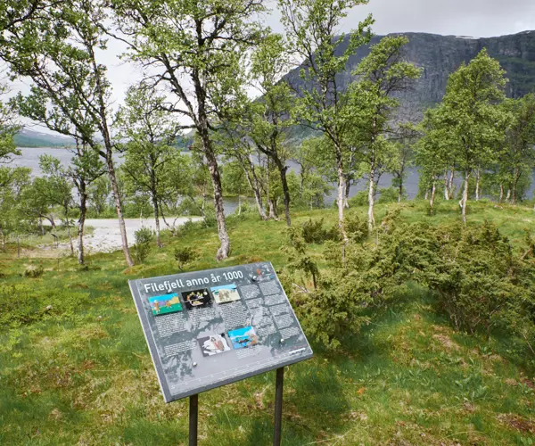 Information board at Otrøvatnet