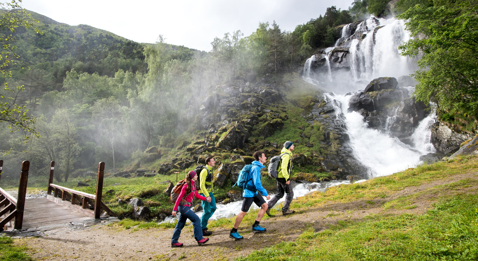 Kongevegen, Soknafossen Waterfall, Galdane. Foto By Yngve Ask