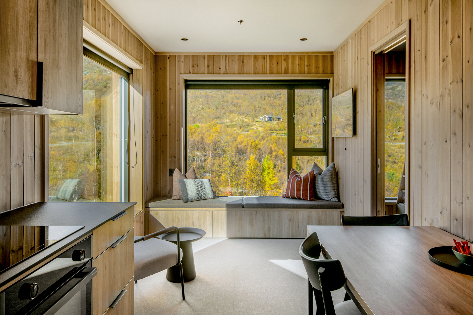 Family room with a view at the hotel at Filefjellstuene