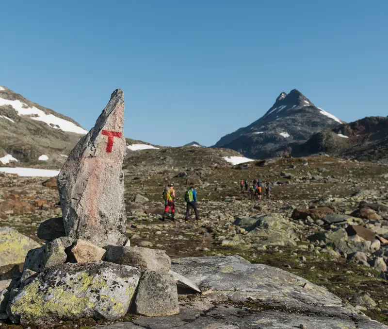 Første del af turen til Uranostind vandreture i relativt let terræn langs den DNT-markerede sti