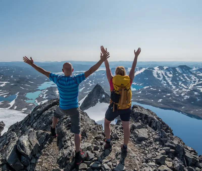 Top atmosfære på toppen Uranostind (2157 m)