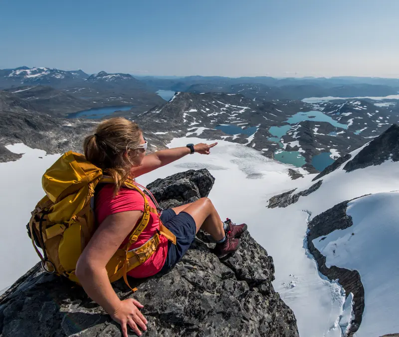 Godt oven på Uranostind En fantastisk udsigt venter